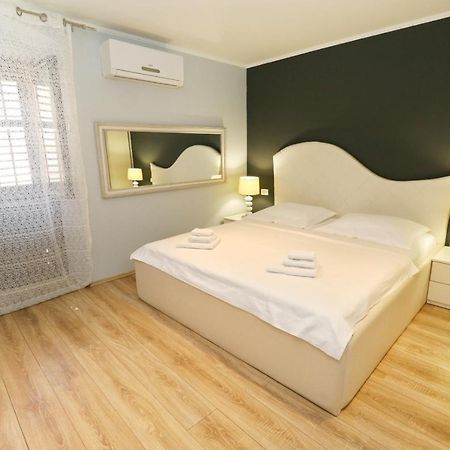 Apartman Gentile Apartment Сплит Екстериор снимка
