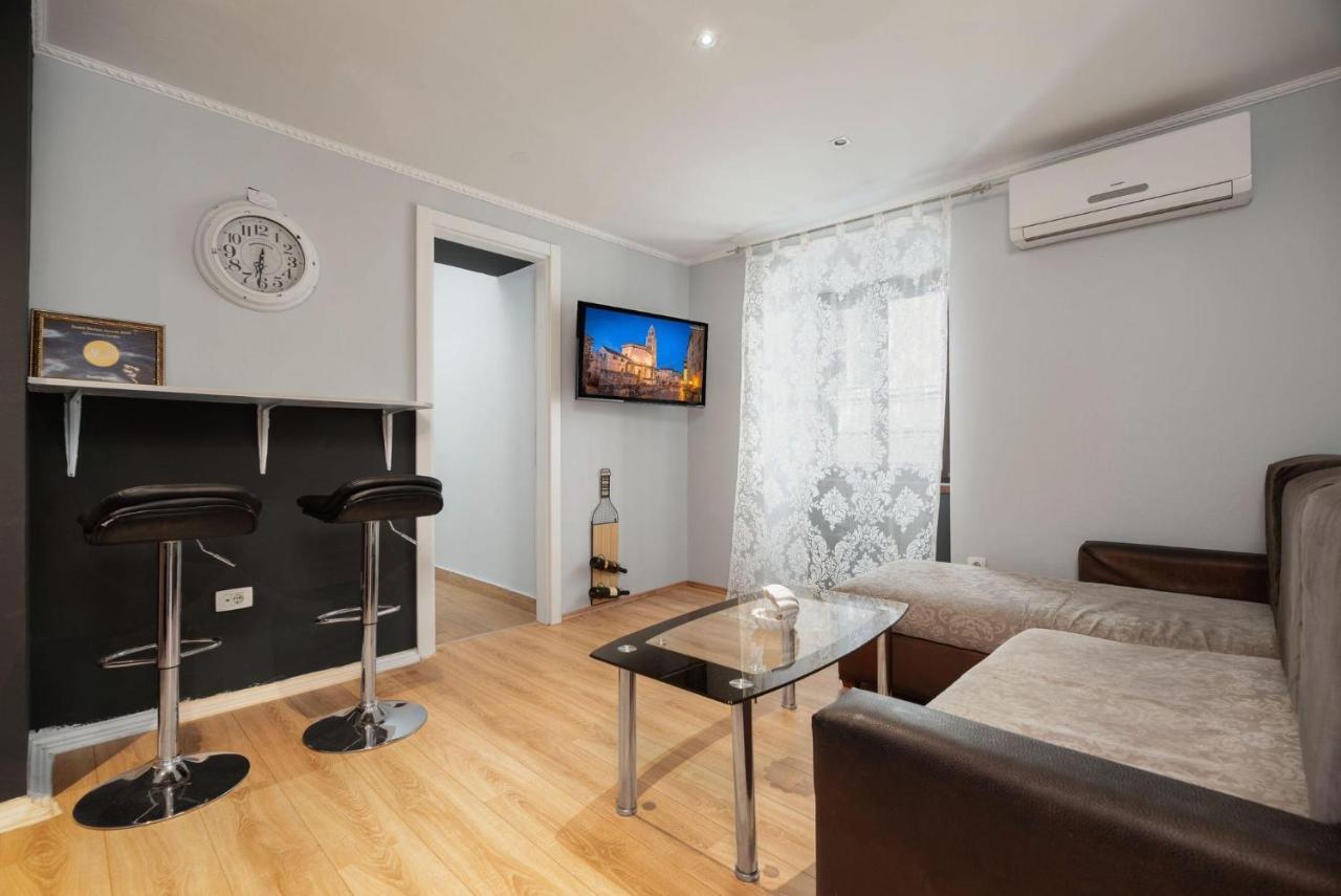 Apartman Gentile Apartment Сплит Екстериор снимка